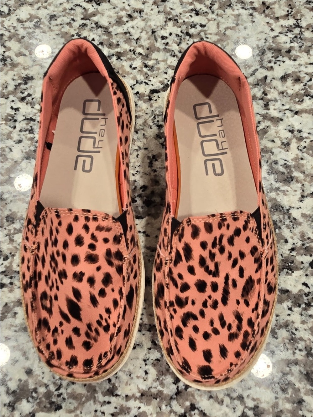 Hey Dude Lena Leopard Rose Slip-On Shoes – Women’s Size 7
